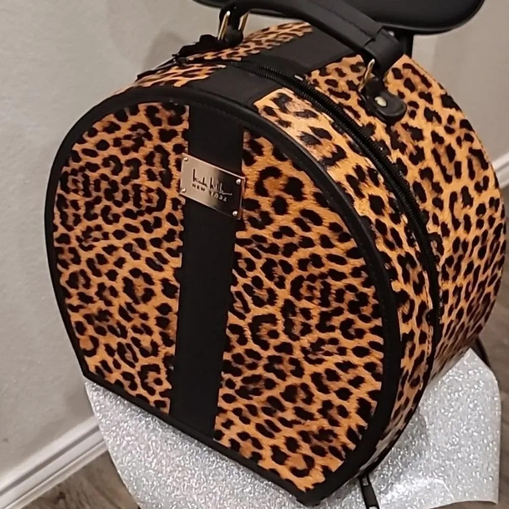 Nicole Miller‎ Tortoise Hard Shell Cosmetic Travel Case